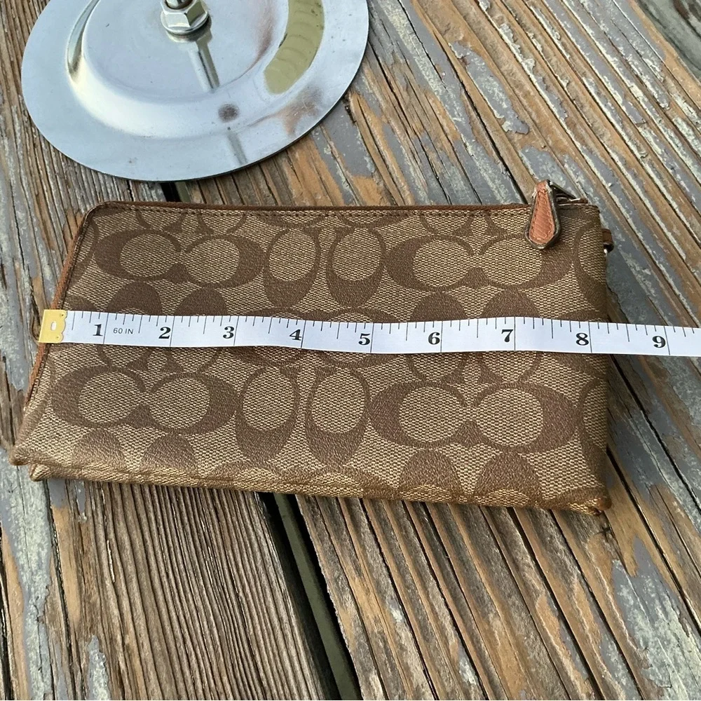 Coach Brown Signature Coated Canvas Double Corner Zip Wallet Wristlet/Purse